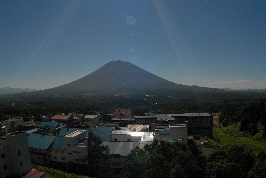 Hotel Niseko Alpen Kutchan Eksteriør billede